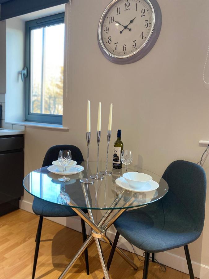 City Centre Modern Studio Apartment - Westone Free Wifi, Gym Access, Netflix Sheffield Eksteriør bilde